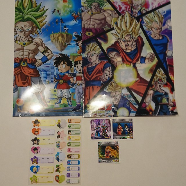 オレンジ系【激安】 ドラゴンボールキーホルダー、シール カード