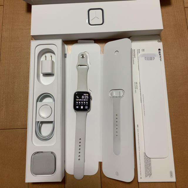 Apple Watch Series 4 ステンレススチールケース 44mm-