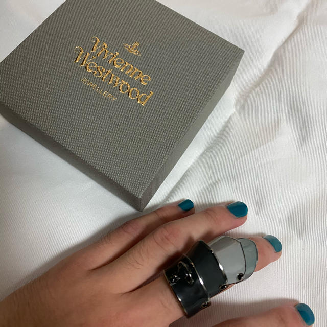 viviennewestwood アーマーリング 2