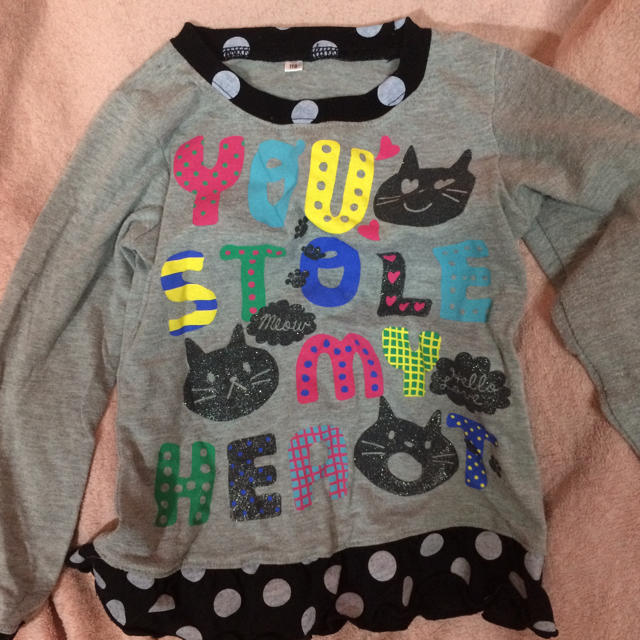 猫 キッズ/ベビー/マタニティのキッズ服女の子用(90cm~)(Tシャツ/カットソー)の商品写真