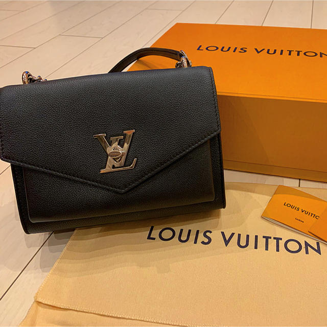 専門店では - VUITTON LOUIS ♡ ヴィトン ロックミー ショルダーバッグ