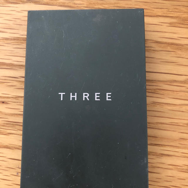 THREE(スリー)のTHREE 4Dプラスアイパレット コスメ/美容のベースメイク/化粧品(アイシャドウ)の商品写真