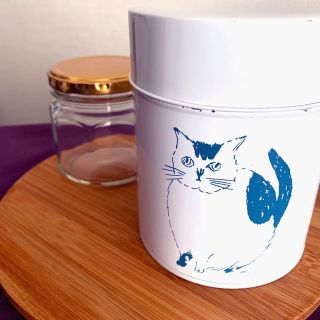 【送料込】猫ちゃんブリキキャニスター(容器)