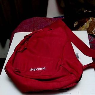 シュプリーム(Supreme)のSupreme Sling bag,レッド。(ボディーバッグ)