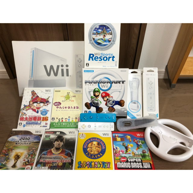 Wii本体、マリオカート、スポーツリゾート、ソフト8本、付属品