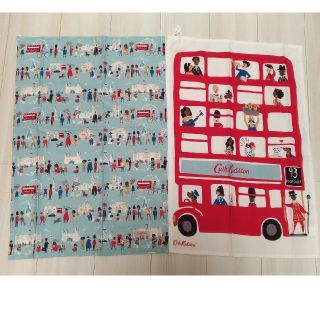 キャスキッドソン(Cath Kidston)のキャスキッドソン　ティータオル　ロンドンピープル　犬　兵隊　ロンドンバス(収納/キッチン雑貨)