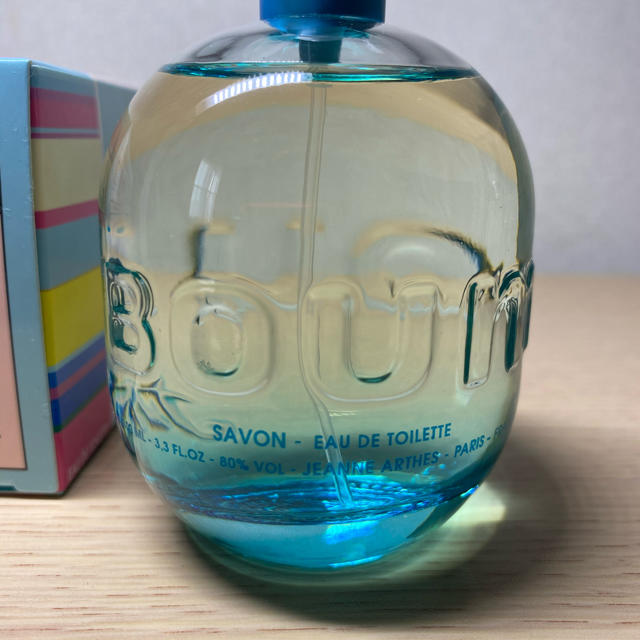 JEANNE ARTHES(ジャンヌアルテス)のブンブンシャボン オードトワレ　香水　100ml コスメ/美容の香水(ユニセックス)の商品写真