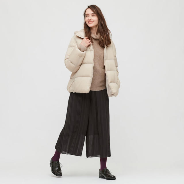 UNIQLO(ユニクロ)のユニクロスカートパンツ レディースのパンツ(デニム/ジーンズ)の商品写真