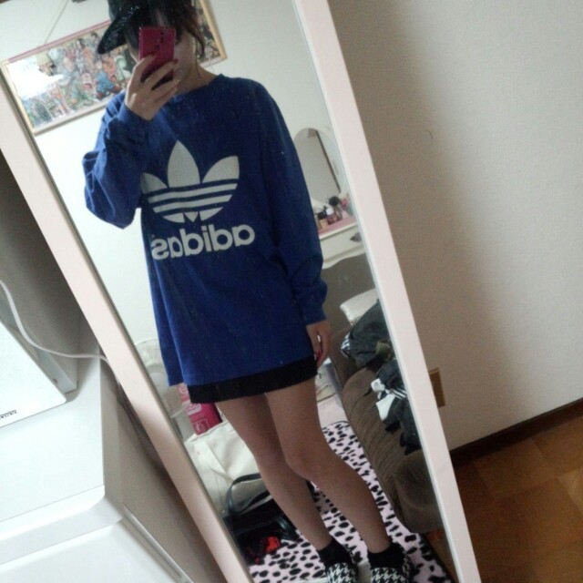 adidas(アディダス)のadidasロンティー♡送料込み レディースのトップス(Tシャツ(長袖/七分))の商品写真