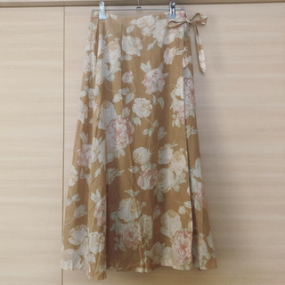 ロキエ(Lochie)のmaddie  flower skirt(ひざ丈スカート)