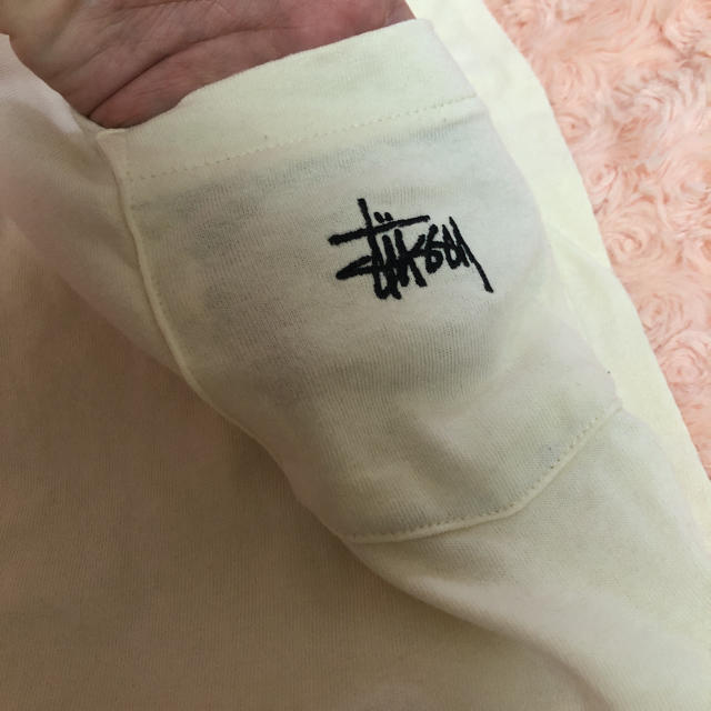 STUSSY(ステューシー)のstussy| ロゴ入りTシャツ メンズのトップス(Tシャツ/カットソー(半袖/袖なし))の商品写真