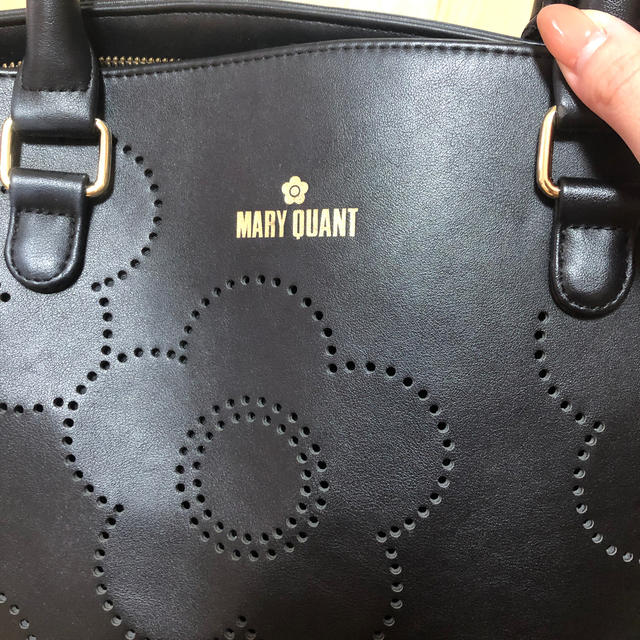 MARY QUANT(マリークワント)の◎値下げ済◎ マリクワ A4サイズ　通勤鞄　トートバッグ　黒×ゴールド レディースのバッグ(トートバッグ)の商品写真