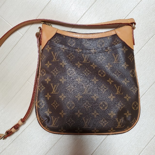 ルイヴィトン オデオンPM モノグラム ショルダーLouisvuitton