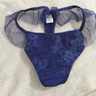 ヴィクトリアズシークレット(Victoria's Secret)のワコール　未使用　ティーバック　青　thong(ショーツ)