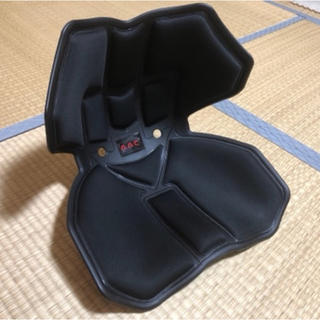 beboom 骨盤サポートチェア2019年モデル(座椅子)
