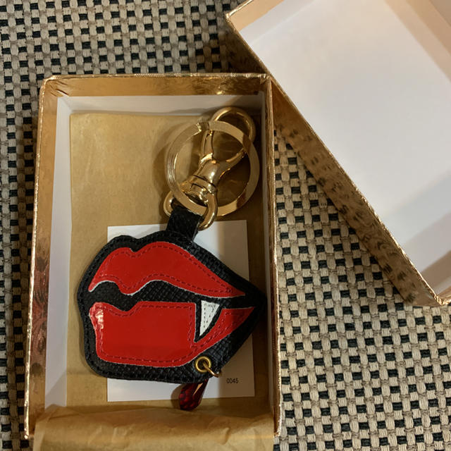 公式ストア UNDERCOVER アンダーカバー キーホルダー kids-nurie.com