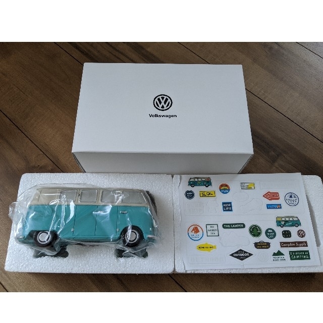 Volkswagen(フォルクスワーゲン)の[新品未使用] フォルクスワーゲン バス 非売品 貯金箱 ノベルティー インテリア/住まい/日用品のインテリア小物(置物)の商品写真