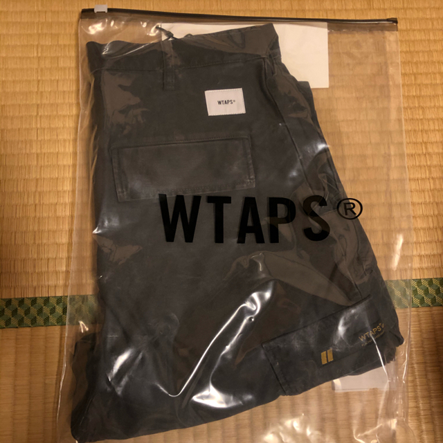 W)taps(ダブルタップス)のJUNGLE STOCK 01 / TROUSERS.COTTON. SATIN メンズのパンツ(ワークパンツ/カーゴパンツ)の商品写真