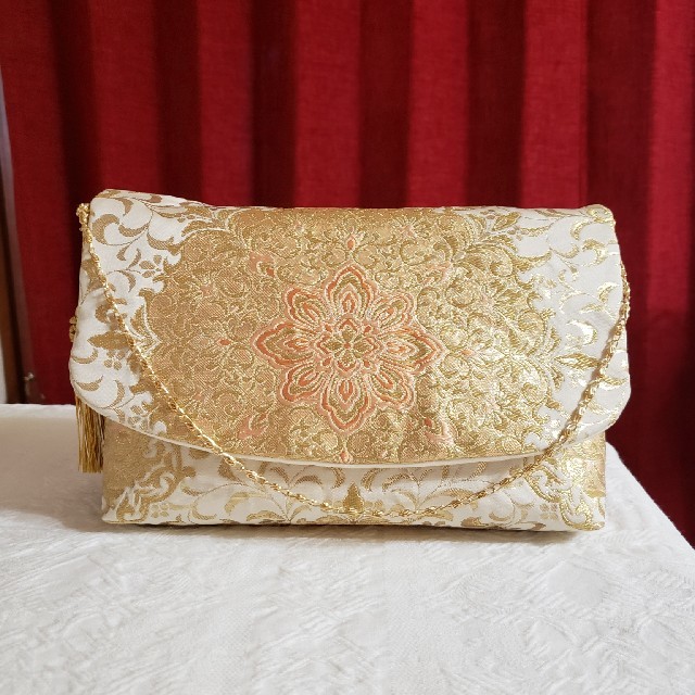 高級花柄刺繍西陣織、服部織物シルク着物帯をリメイクしたハンドメイドの2waysク レディースのバッグ(クラッチバッグ)の商品写真