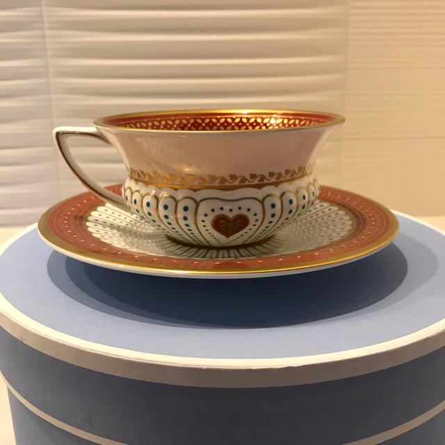 WEDGWOOD(ウェッジウッド)のウェッジウッド クイーンオブハート カップ＆ソーサ 1客 インテリア/住まい/日用品のキッチン/食器(食器)の商品写真