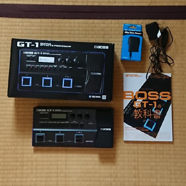 BOSS(ボス)の【美品】BOSS GT-1セット 楽器のギター(エフェクター)の商品写真