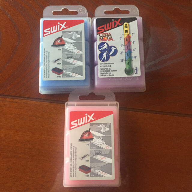 SWIX(スウィックス)のswixホットワックス 3個セット スポーツ/アウトドアのスキー(その他)の商品写真