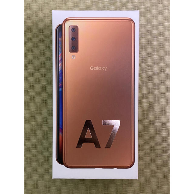 スマートフォン本体新品未使用★ Galaxy A7 64GB ゴールド SIMフリー 本体