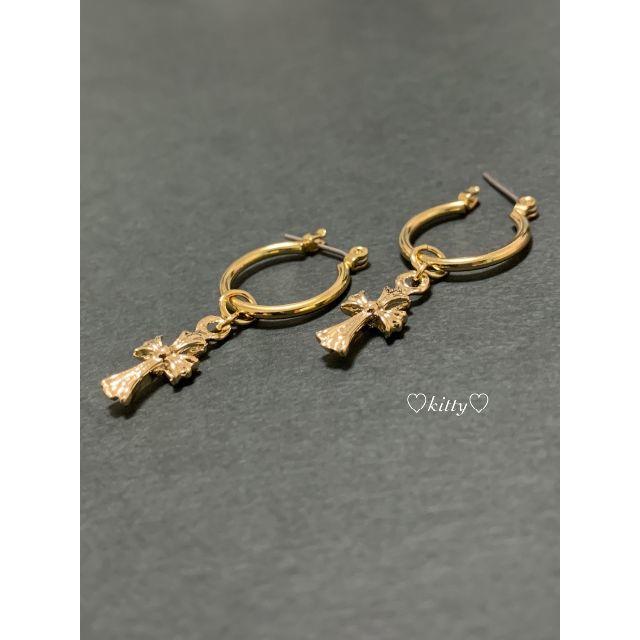 Chrome Hearts(クロムハーツ)の【フープピアス＋クロス イエローゴールド 2個】クロムハーツ好きに♪ メンズのアクセサリー(ピアス(両耳用))の商品写真