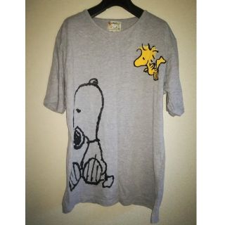 ピーナッツ(PEANUTS)のスヌーピー　Tシャツ(Tシャツ(半袖/袖なし))