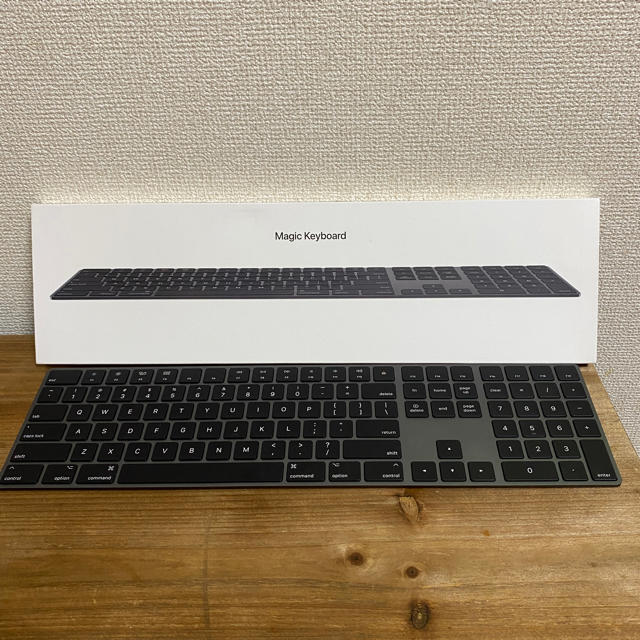 APPLE MAGIC KEYBOARD(テンキーツキUS) スペースグレイ