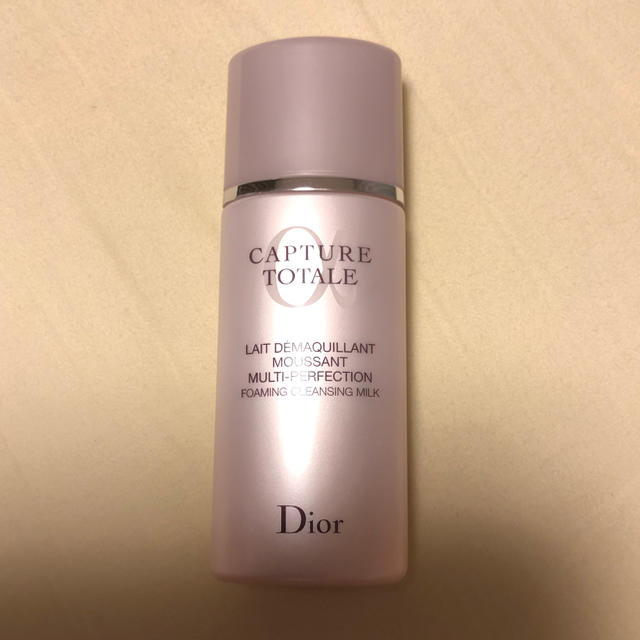 Dior(ディオール)のDior カプチュールトータル　洗顔　クレンジング コスメ/美容のスキンケア/基礎化粧品(洗顔料)の商品写真