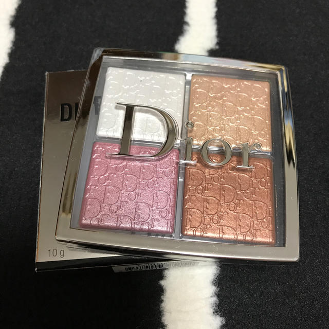 Dior(ディオール)のお値下げ♡ディオール ♡新品♡バックステージ コスメ/美容のベースメイク/化粧品(フェイスカラー)の商品写真