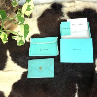 ティファニー(Tiffany & Co.)の⭐️Tiffany ティファニー　レザーカード入れ　名刺入れ⭐️(名刺入れ/定期入れ)