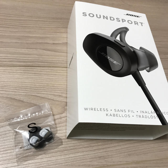 BOSE(ボーズ)の【新品未使用】BOSE soundsports イヤーチップ Sサイズ スマホ/家電/カメラのオーディオ機器(ヘッドフォン/イヤフォン)の商品写真