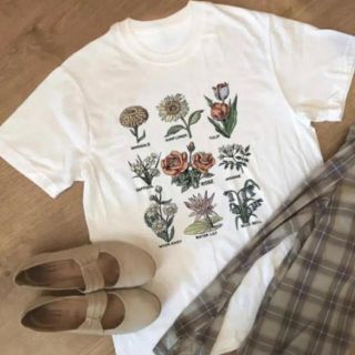 ロキエ(Lochie)のVintage retro flower t-shirt(Tシャツ(半袖/袖なし))