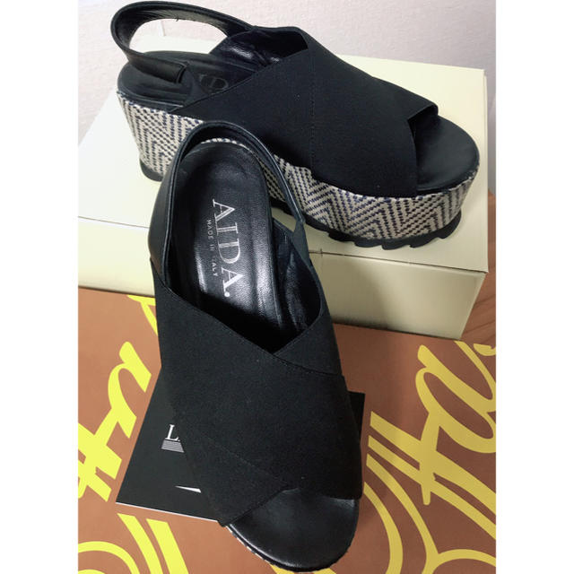 AIDA(アイーダ)のAIDA 厚底サンダル　美品 レディースの靴/シューズ(サンダル)の商品写真