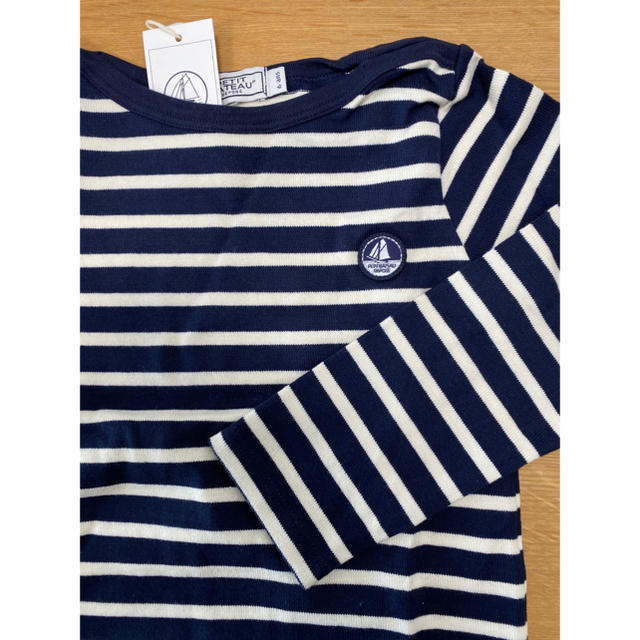 PETIT BATEAU(プチバトー)の【新品】2019AW プチバトー マリニエール長袖プルオーバー 6ans キッズ/ベビー/マタニティのキッズ服女の子用(90cm~)(Tシャツ/カットソー)の商品写真