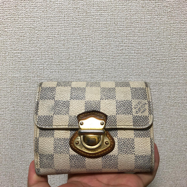 LOUIS VUITTON 財布