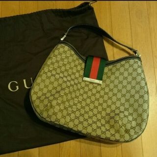 グッチ(Gucci)のGUCCI ショルダーバッグ(ショルダーバッグ)