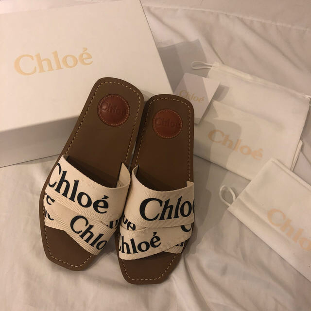 Chloe ロゴ　サンダル