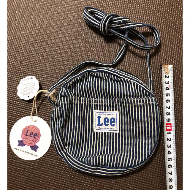 Lee(リー)の値下げしました！！Lee ポシェット  レディースのバッグ(ショルダーバッグ)の商品写真