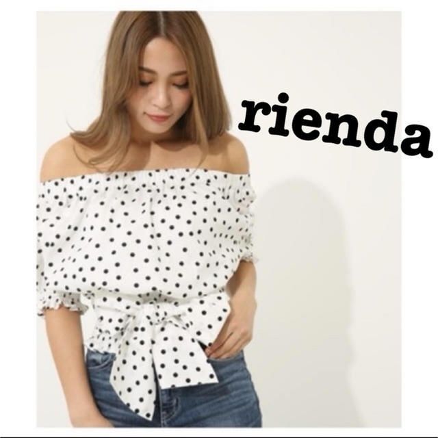 rienda(リエンダ)のリエンダ☆ドットオフショルダー レディースのトップス(カットソー(半袖/袖なし))の商品写真
