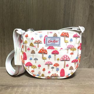 キャスキッドソン(Cath Kidston)のキャスキッドソン ショルダーバッグ ポシェット きのこ(ポシェット)