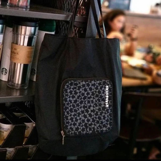 Starbucks Coffee(スターバックスコーヒー)のStarbucks eko Foldable Bag スターバックス エコバッグ メンズのバッグ(エコバッグ)の商品写真