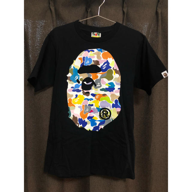 A BATHING APE(アベイシングエイプ)のA BATHING APE Tシャツ 半袖 黒 Sサイズ LOGO 迷彩 二枚 メンズのトップス(Tシャツ/カットソー(半袖/袖なし))の商品写真