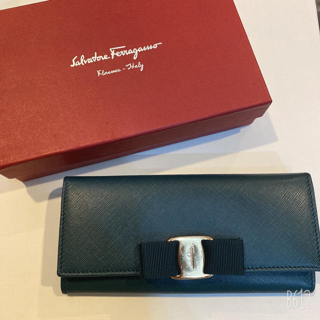 Salvatore Ferragamo VARA 長財布 フェラガモ 新品未使用