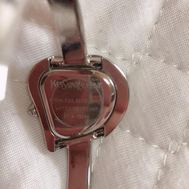 超激得大得価 Yves Saint Laurent Beaute 美品 YSL 腕時計の通販 by Jimin｜イヴサンローランボーテならラクマ 