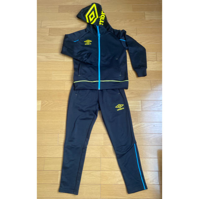 UMBRO(アンブロ)のジャージ　アンブロ上下　140サイズ キッズ/ベビー/マタニティのキッズ服男の子用(90cm~)(その他)の商品写真