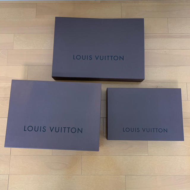 LOUIS VUITTON(ルイヴィトン)のLOUIS VUITTON ルイヴィトン 空箱、リボンなど レディースのバッグ(ショップ袋)の商品写真