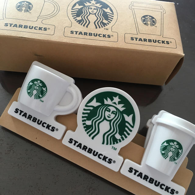 Starbucks Coffee(スターバックスコーヒー)のスターバックスクリップ3個セット インテリア/住まい/日用品の文房具(その他)の商品写真